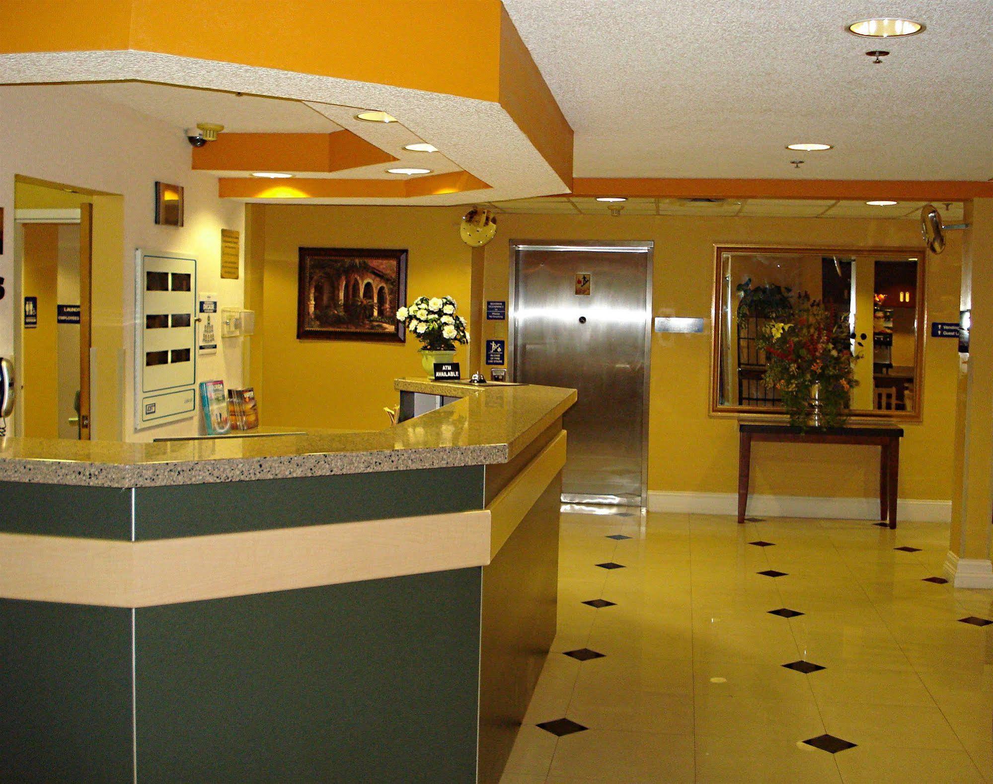 Hometown Inn & Suites Jacksonville Butler Blvd./Southpoint Εξωτερικό φωτογραφία